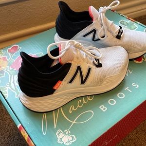 Women’s New Balance shoes